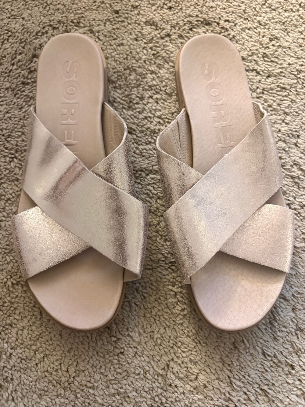 Sorel Women's Metallic Rose Gold Crisscross Slide Sandals
